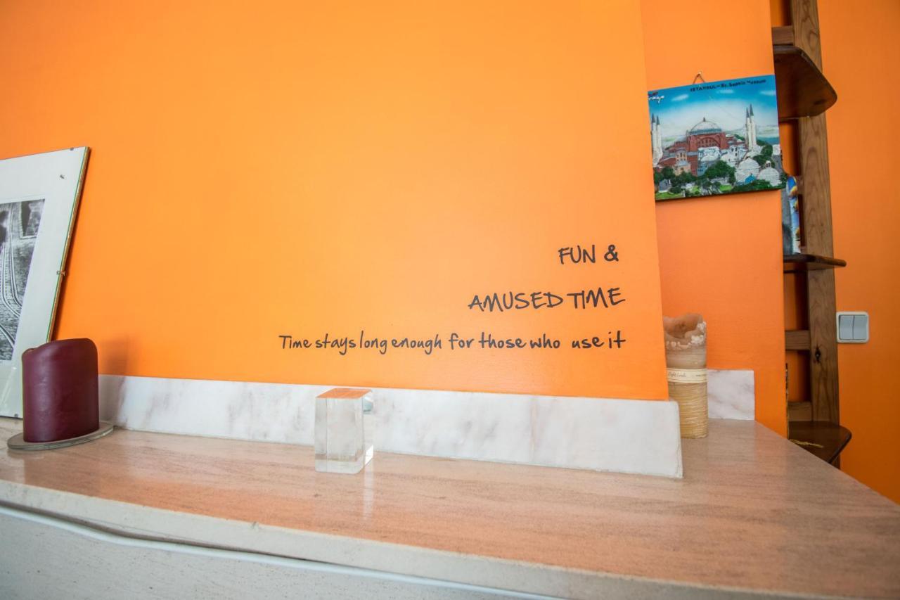 Enjoy Lisbon Cascais Sintra 1200 Metres To Metro Blue Line Sintra Rail Line Free Parking Apartment Amadora Exterior photo