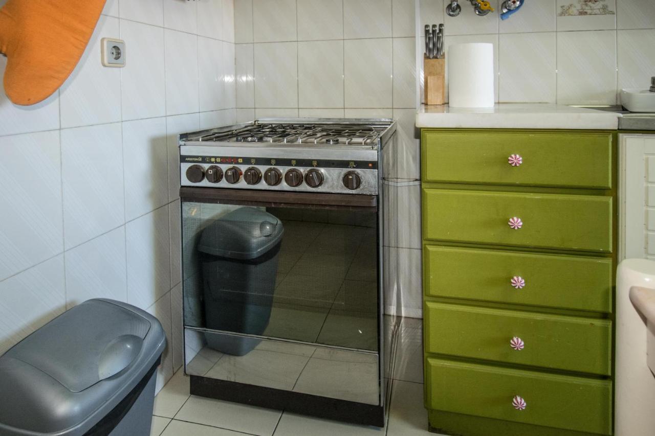 Enjoy Lisbon Cascais Sintra 1200 Metres To Metro Blue Line Sintra Rail Line Free Parking Apartment Amadora Exterior photo