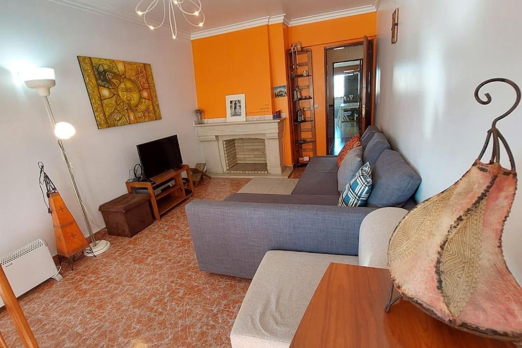 Enjoy Lisbon Cascais Sintra 1200 Metres To Metro Blue Line Sintra Rail Line Free Parking Apartment Amadora Exterior photo